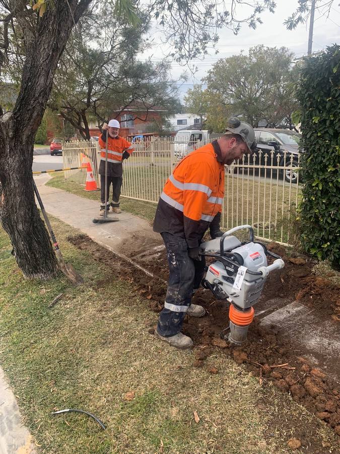 DS Drilling crew on site